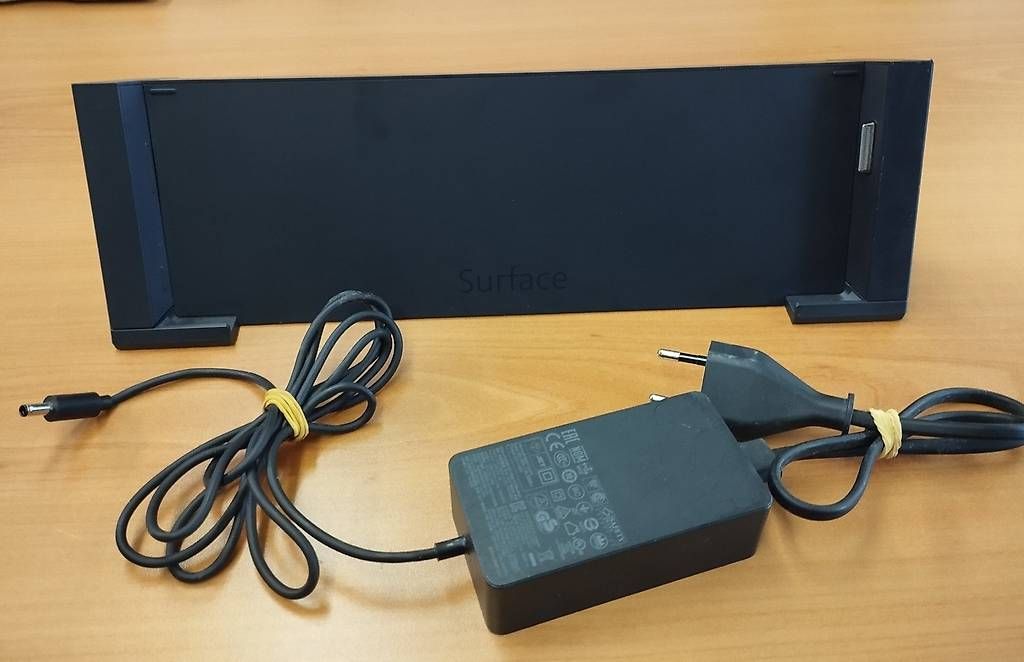 Docking station: Microsoft Surface Docking Station Model 1664 – D'occasion à Donneloye par ire_767q 3