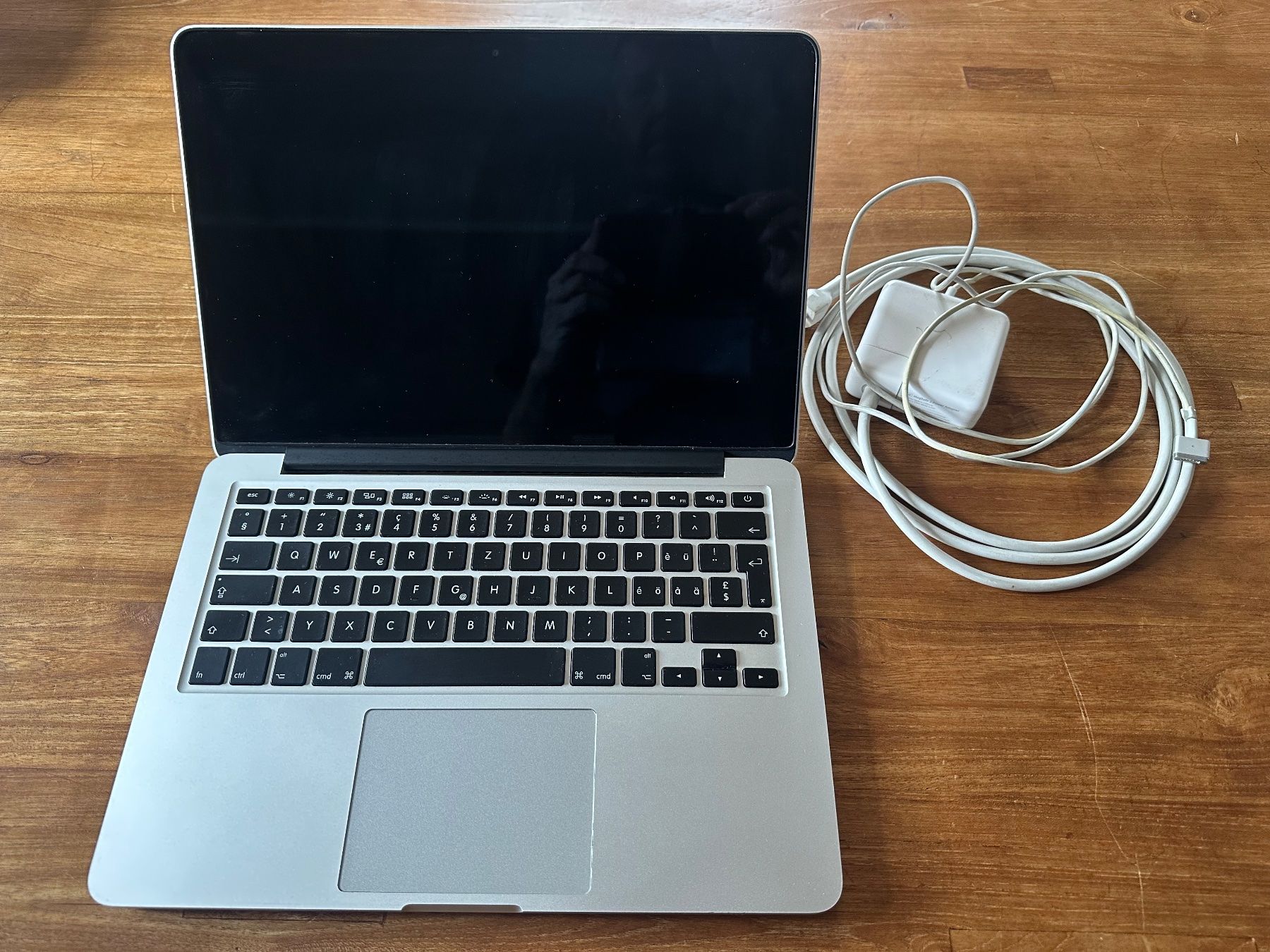 Apple Portables: Apple MacBook Pro Retina 13" – D'occasion à Buttwil par webi74