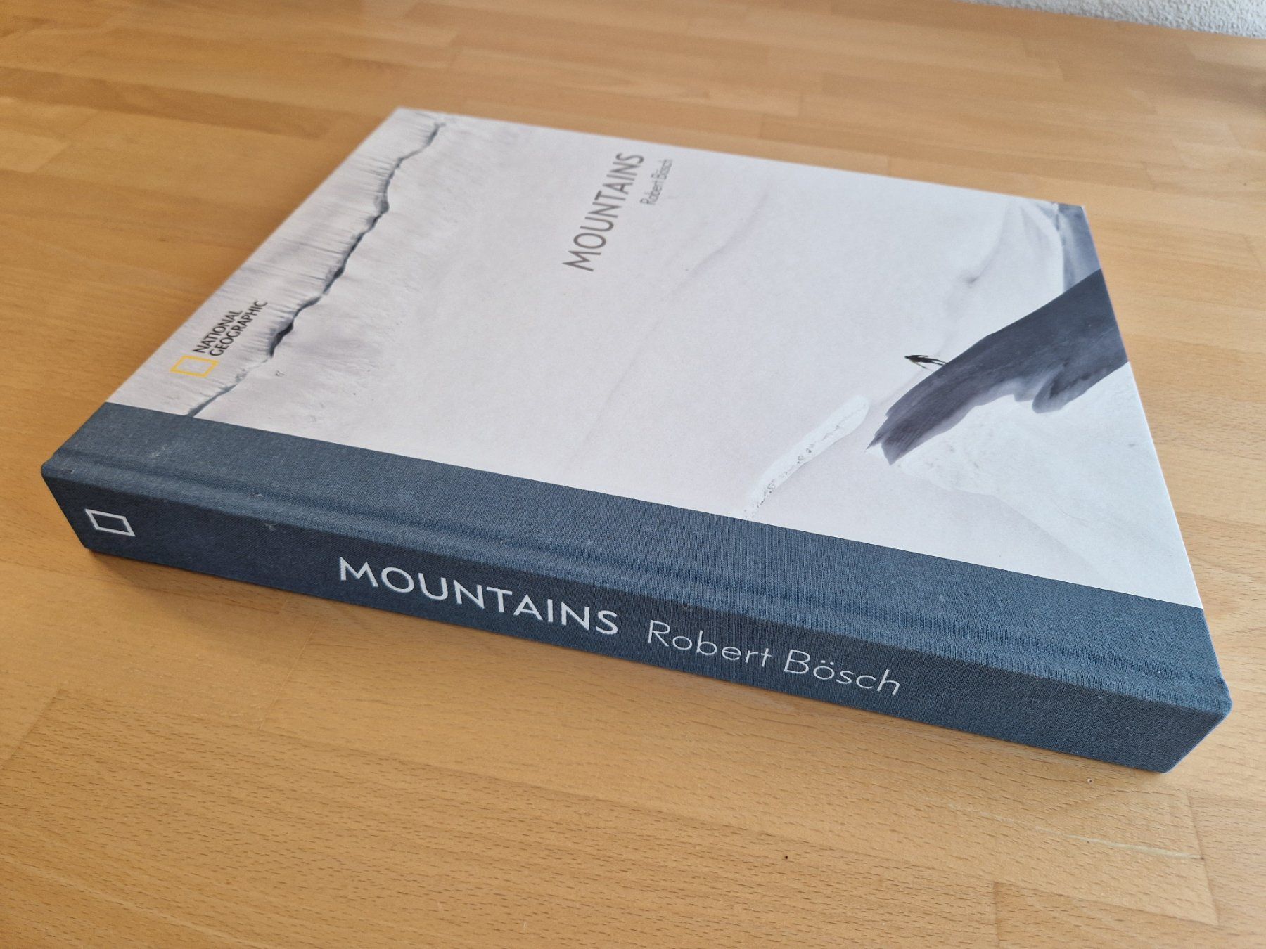 Libri: Mountains  von Robert Bösch – Usato da Zwillikon venduto da Reweto 2