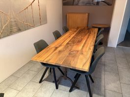 Beizentisch Bistrotisch Esstisch Horgen Glarus Nussbaum