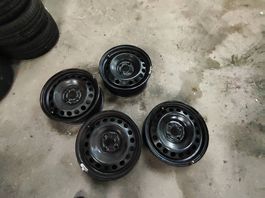4x Dacia Renault Felgen 15 Zoll