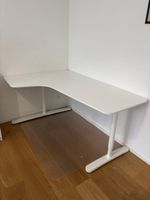 Schreibtisch von Ikea