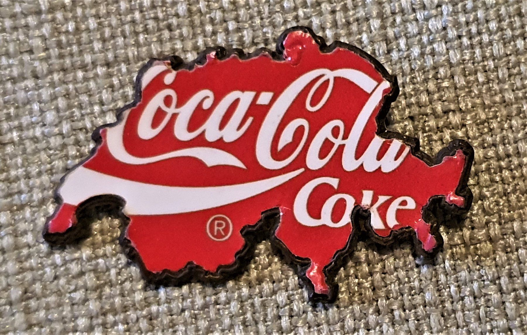 Plaketten & Abzeichen: H646 - Pin Coca Cola Coke Schweiz – Gebraucht aus Reinach BL von Boston-Verkauf