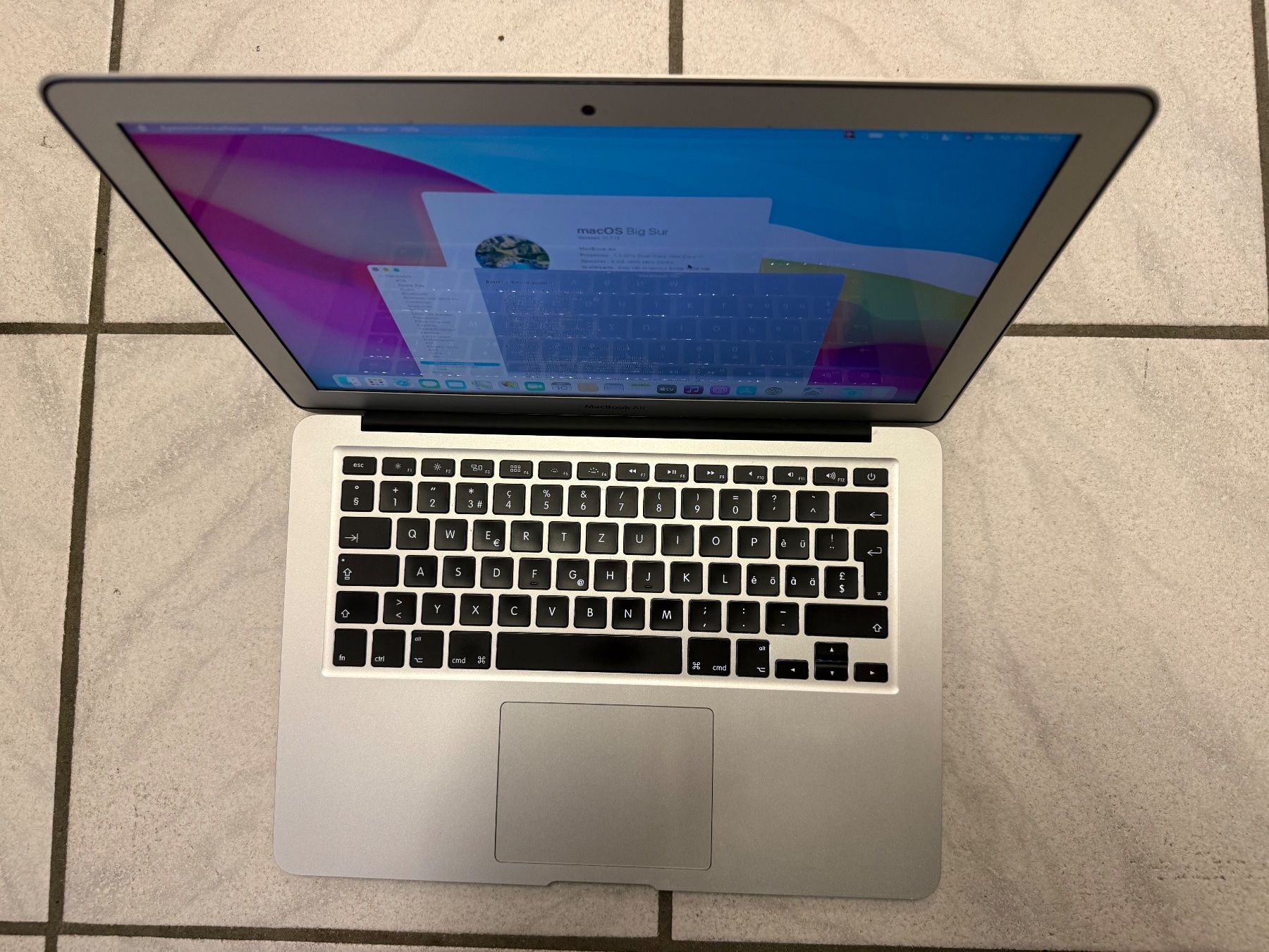 Apple Notebooks: MacBook Air 13' – Gebraucht aus Siebnen von icrservicesolutions