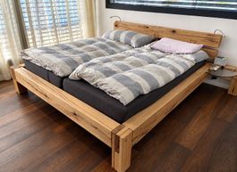 Gratis Lieferung:Original Balkenbett,  Sumpfeiche Bett,