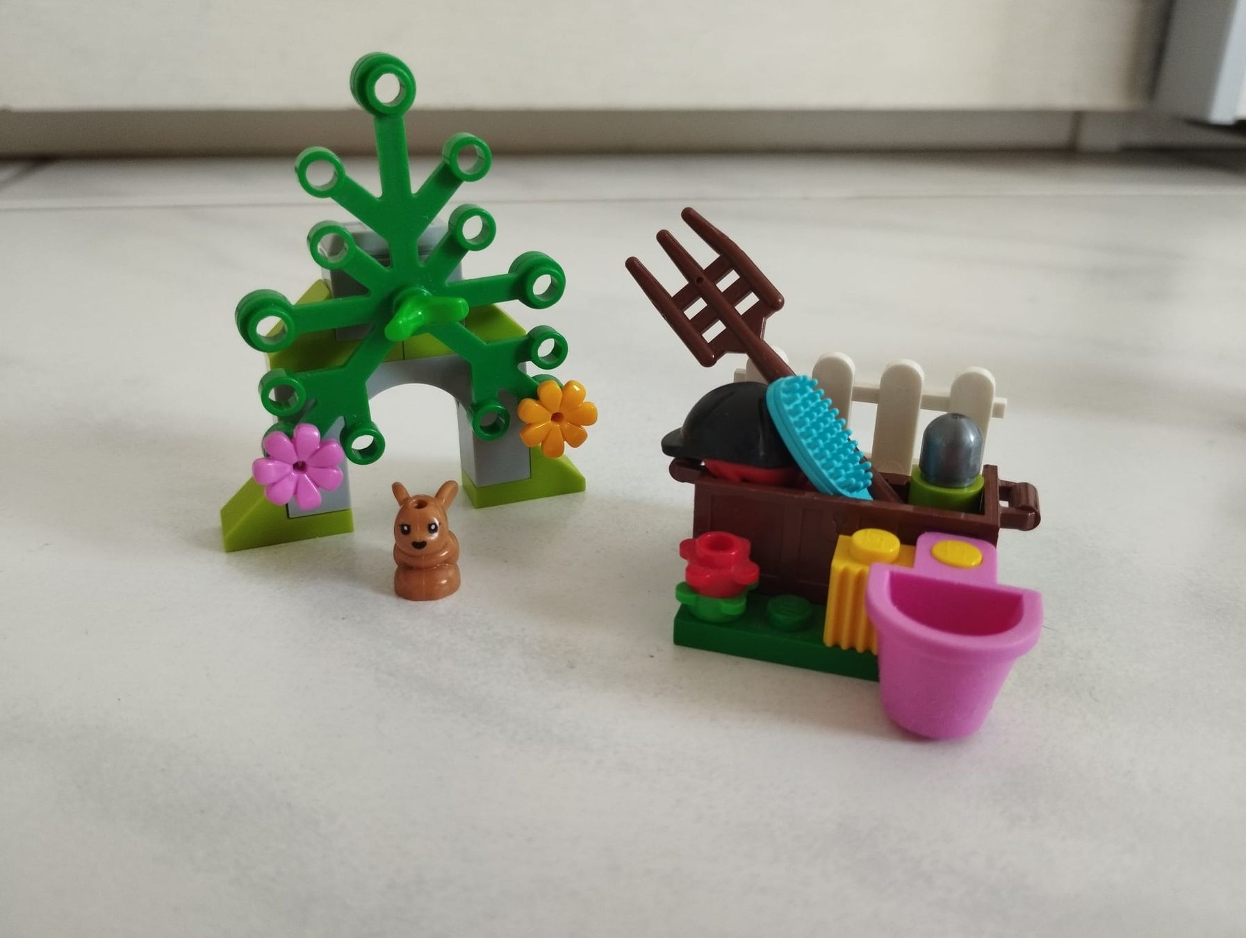 Lego Giocattoli: LEGO - Mias Pferdetransporter – Usato da Wermatswil venduto da Appolon7 6