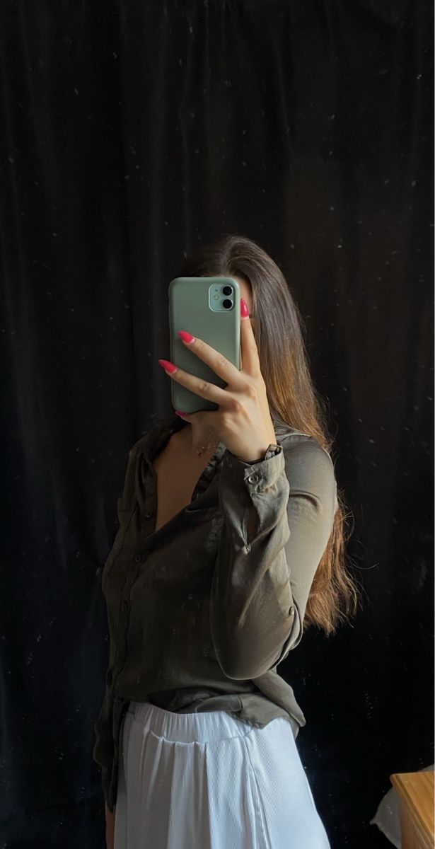 Blusen: olive green button up shirt – Gebraucht aus Fribourg von jen_6vlt 1