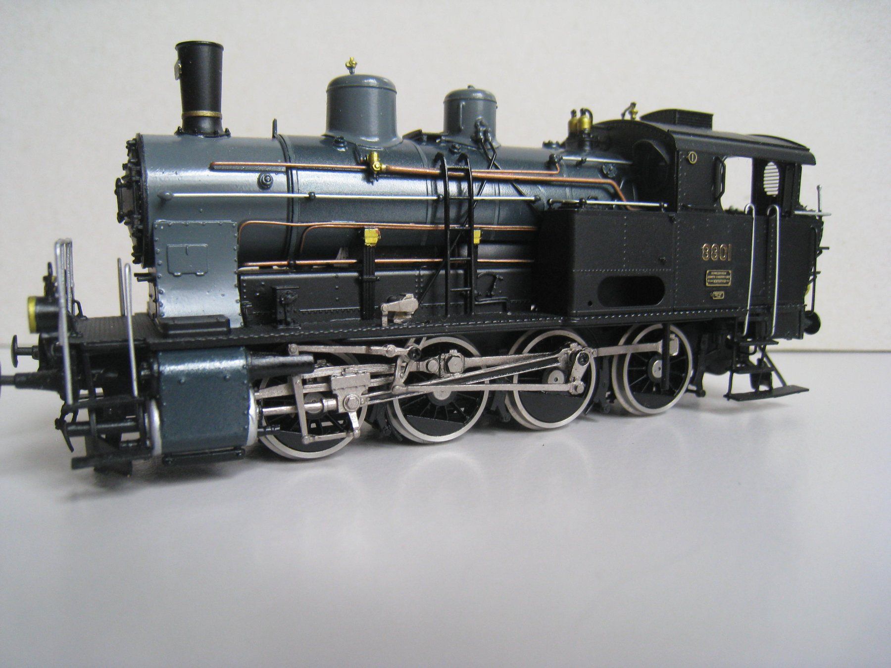 Fulgurex Modelleisenbahnen: Fulgurex, E 4/4 8801 mit grau/blauem Kessel oder E 4/4 8913 – Gebraucht aus Buchs ZH von swiss-train 3