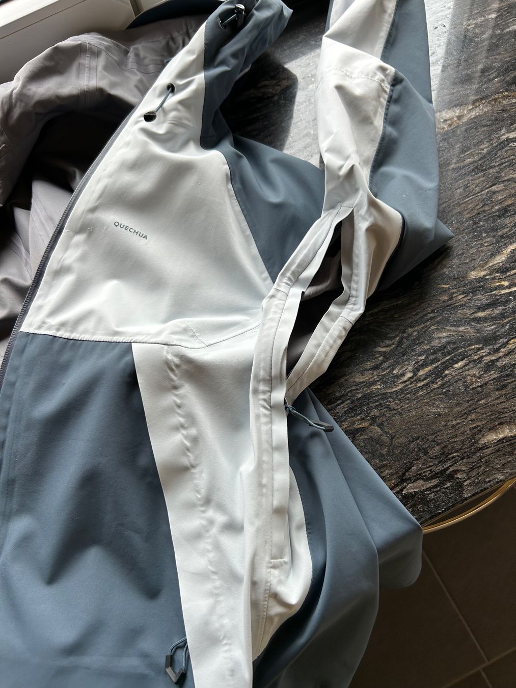 Decathlon Giacche: Regenjacke – Usato da krauchthal venduto da agn_6nfh 3