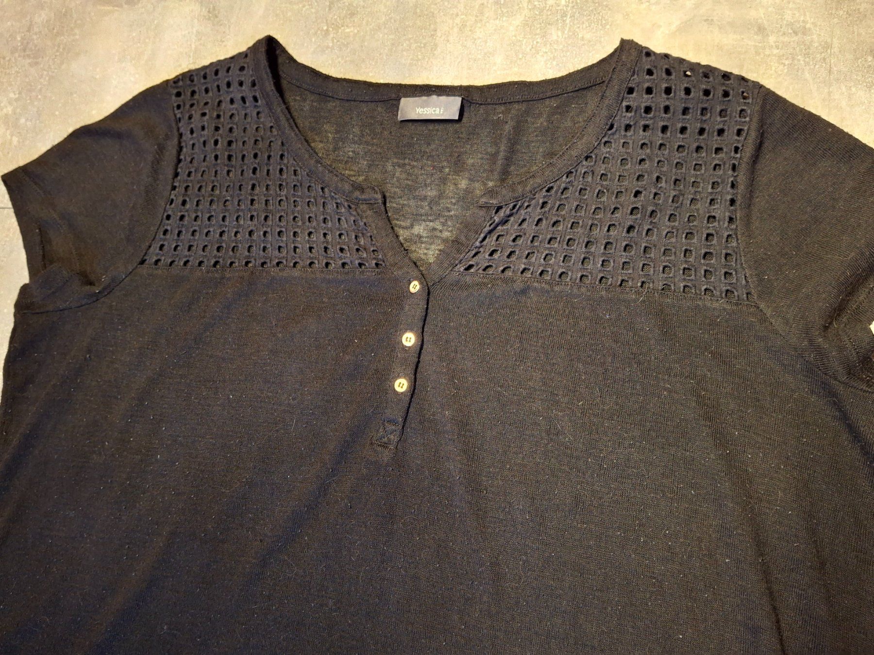 C&A Tops: Haut noir taille L marque C&A – Gebraucht aus Villiers von san_jn5w
