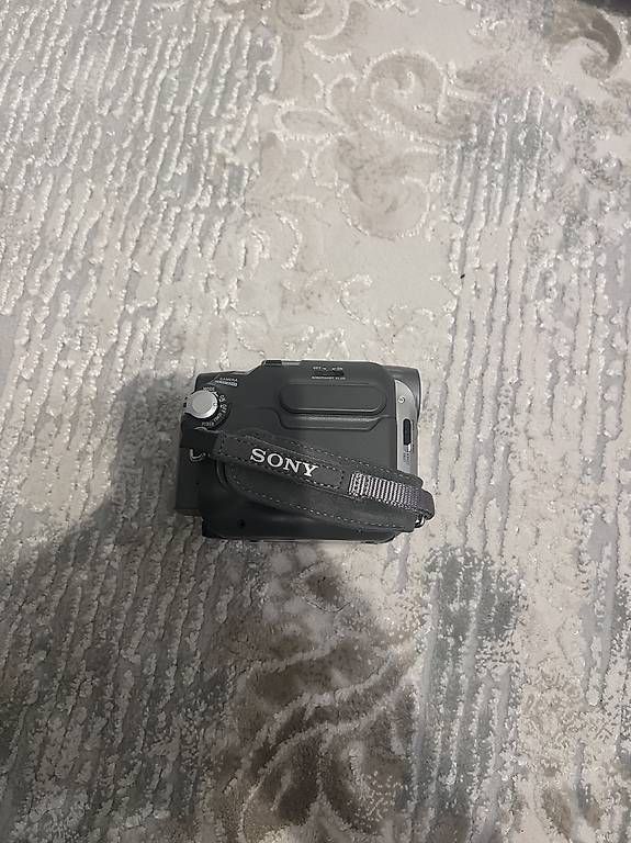 Videocamere: Sony Handycam DCR-HC17E – Usato da Spreitenbach venduto da env_tk78 3