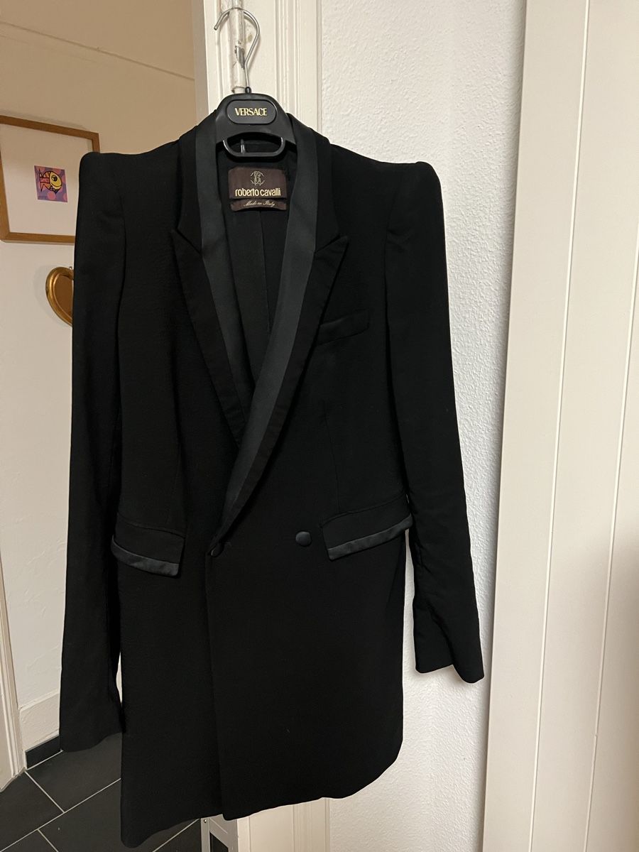Roberto Cavalli Cappotti: Roberto Cavalli lange blaser – Usato da Dietikon venduto da k.mirella