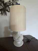 Schöne Tischlampe