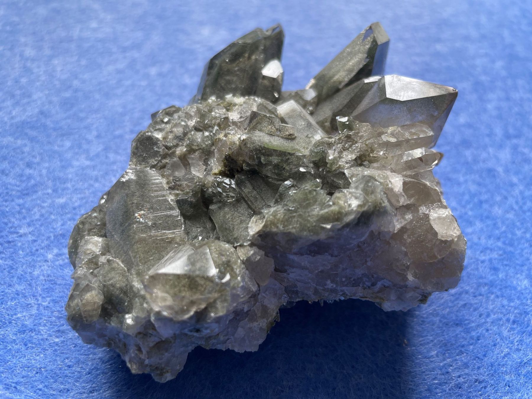 Minerali & Pietre curative: Rauchquarz Val Russein GR – Nuovo (secondo la descrizione) da Winkel venduto da cma_df88