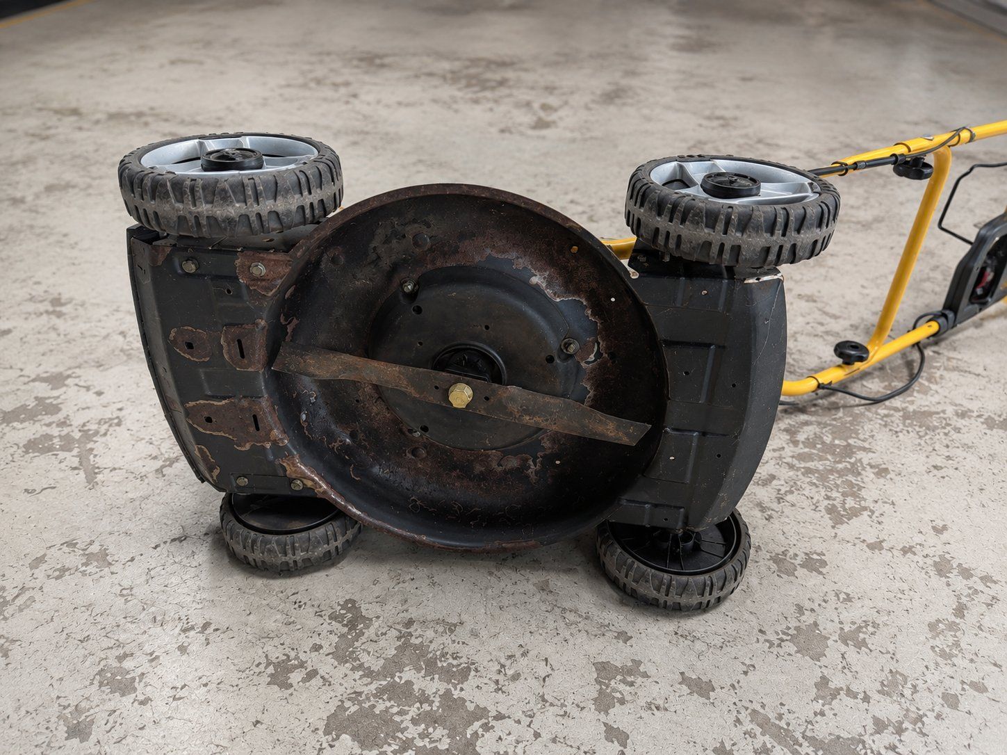 Rasenmäher: Rasenmäher Stiga MCS 500 TR Li 80 – Gebraucht aus Gerlafingen von Ernst-Moser-GmbH 2