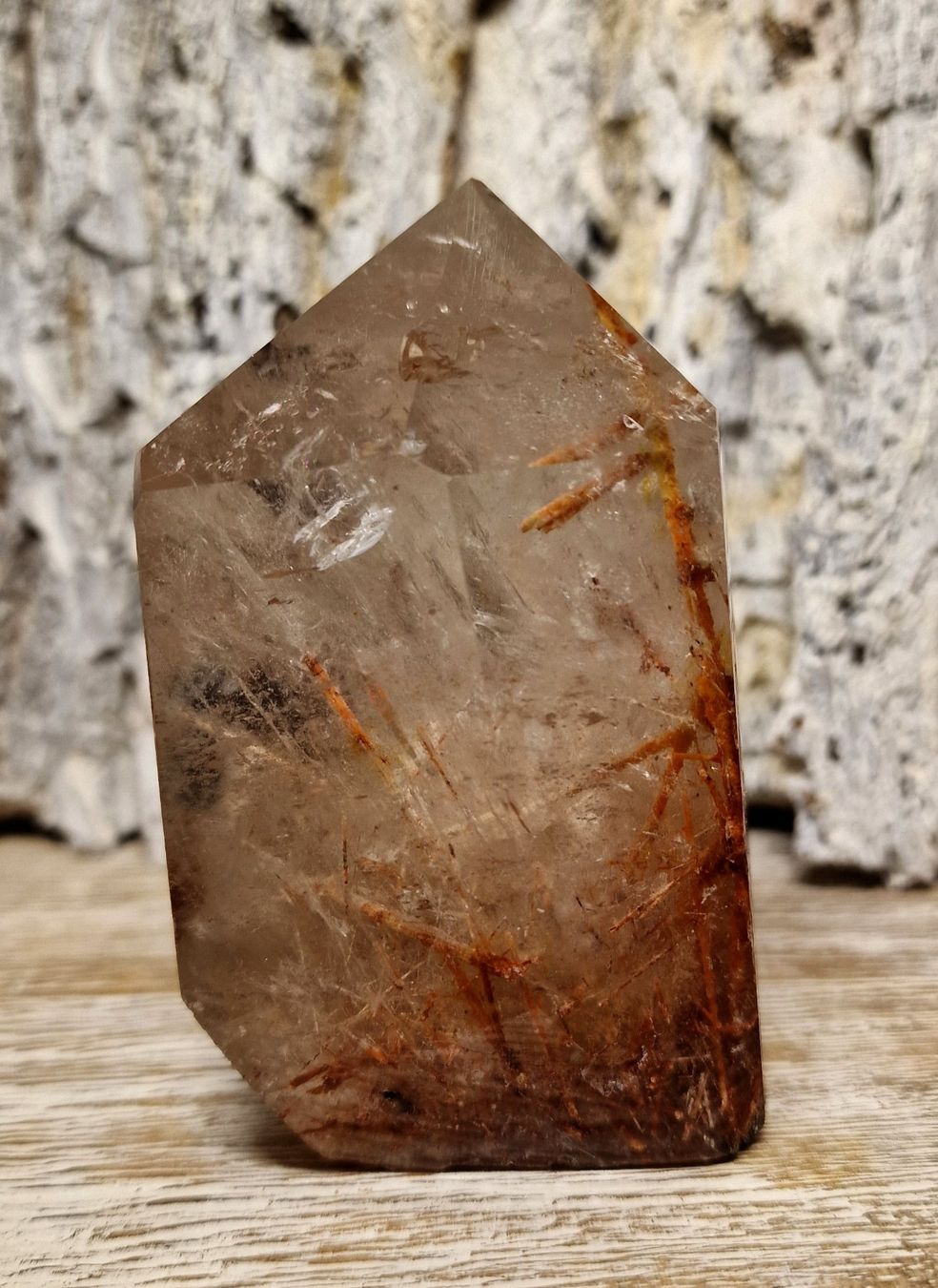 Mineralien & Heilsteine: Bergkristall Obelisk mit Rutilen 542g – Neu (gemäss Beschreibung) aus Matzingen von Shay_Crystalz 1