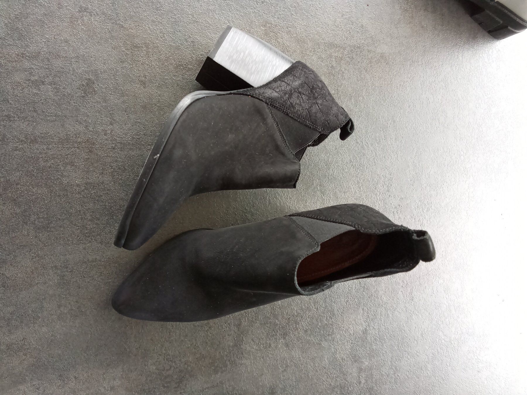Damenschuhe: Boots Gr 37 neuwertig – Gebraucht aus Eschenz von Miamix
