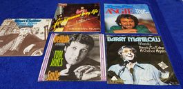 Vinyl Singles Konvolut: Tom Jones, Barry Manilow u.a.