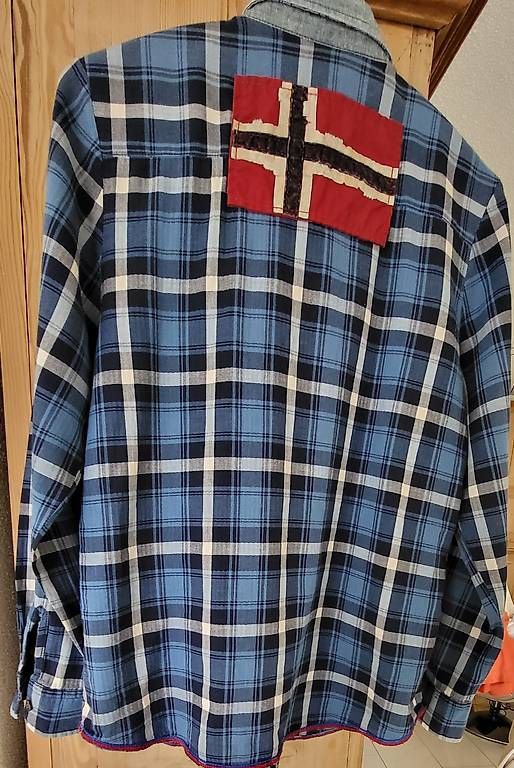 Camicie: Napapijri Flanell Hemd – Usato da Zizers venduto da Roosi1 3