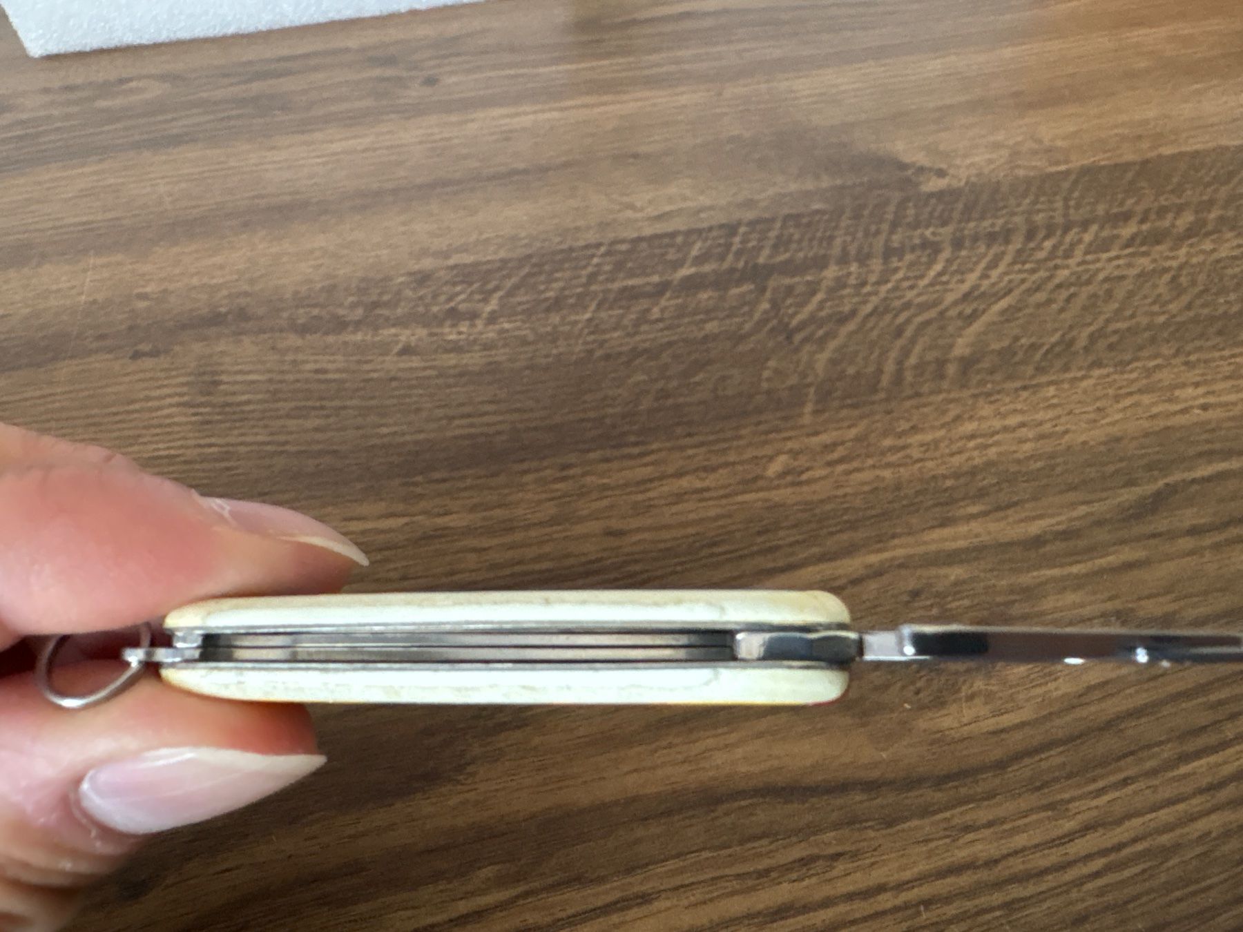 Victorinox Taschenmesser: VICTORINOX - Classic Limited Edition 2012 - Yustaposed – Gebraucht aus Andwil SG von Rainboli 7