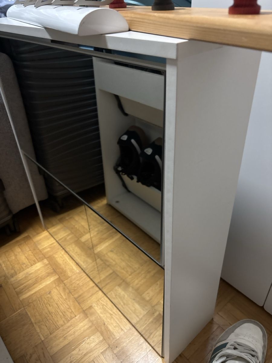 Armadi: Meuble à chaussures moderne avec miroir – Usato da GENÈVE venduto da Gaasss 3