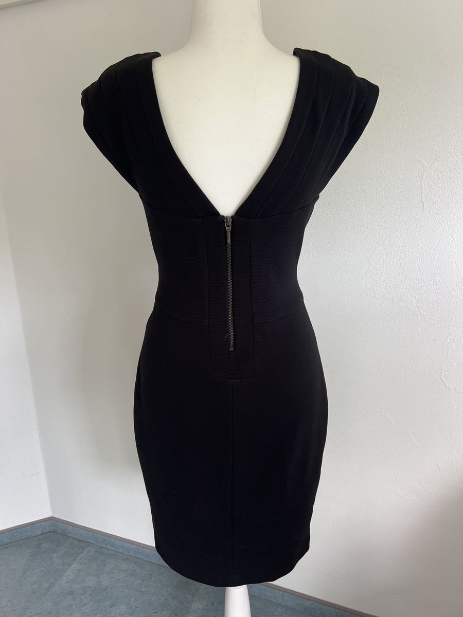 Zara Vestiti: Zara Basic Kleid, schwarz, Grösse S - Eleganter Look! – Usato da Oberuzwil venduto da DanaB01 4