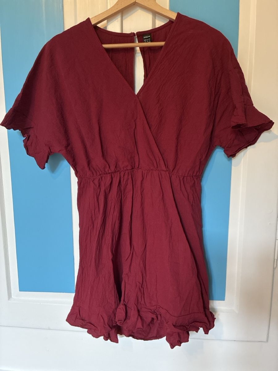Jumpsuits: Kurzer Jumpsuit – Neu (gemäss Beschreibung) aus Schönenwerd von Xenia.Buechl