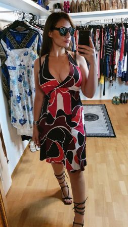 Sommerkleid - Figurbetont - Elegant Gr. 38/40