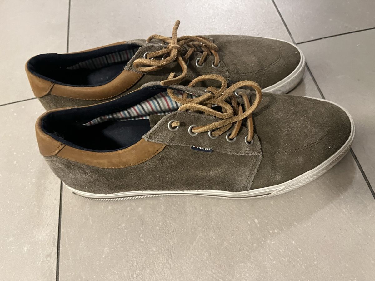 Scarpe da uomo: Tommy Hilfiger Schuhe Gr. 42 – Usato da Basel venduto da yaw_t2cm 1