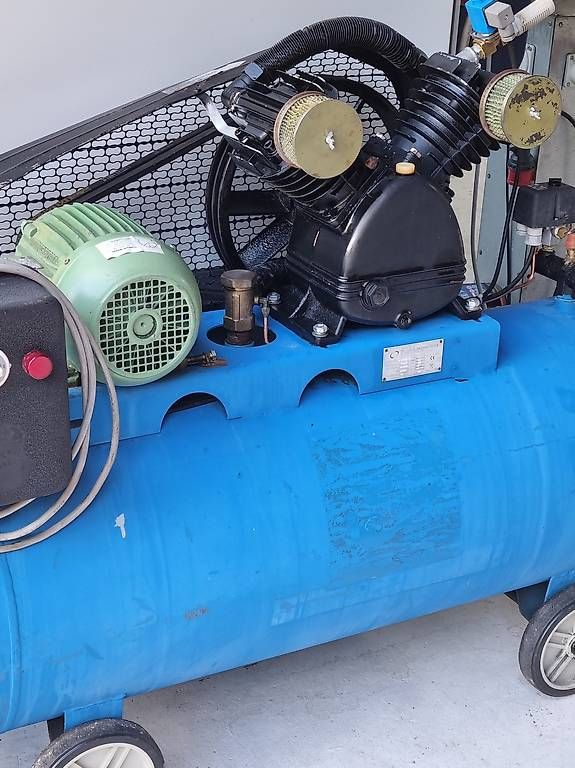 Compressori: Compressore da 180 l. – Usato da Personico venduto da OvidioC