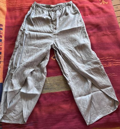 OYSHO Leichte 7/8 Leinenhose/Gr.M/Hellblau