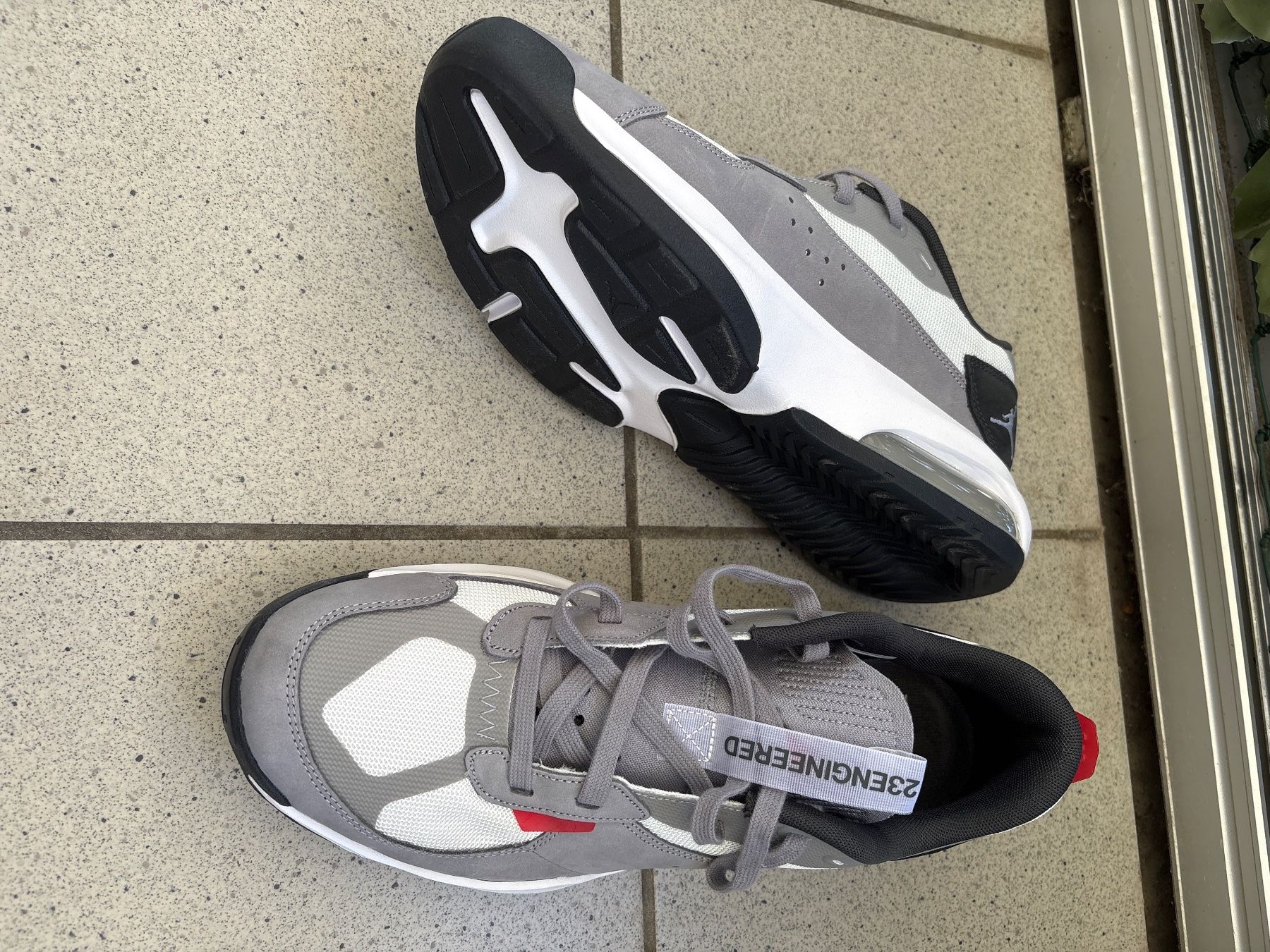 Jordan Scarpe da uomo: Jordan Sneakers grau Grösse 47,5 NEU – Nuovo (secondo la descrizione) da Olten venduto da Chiquita32 1