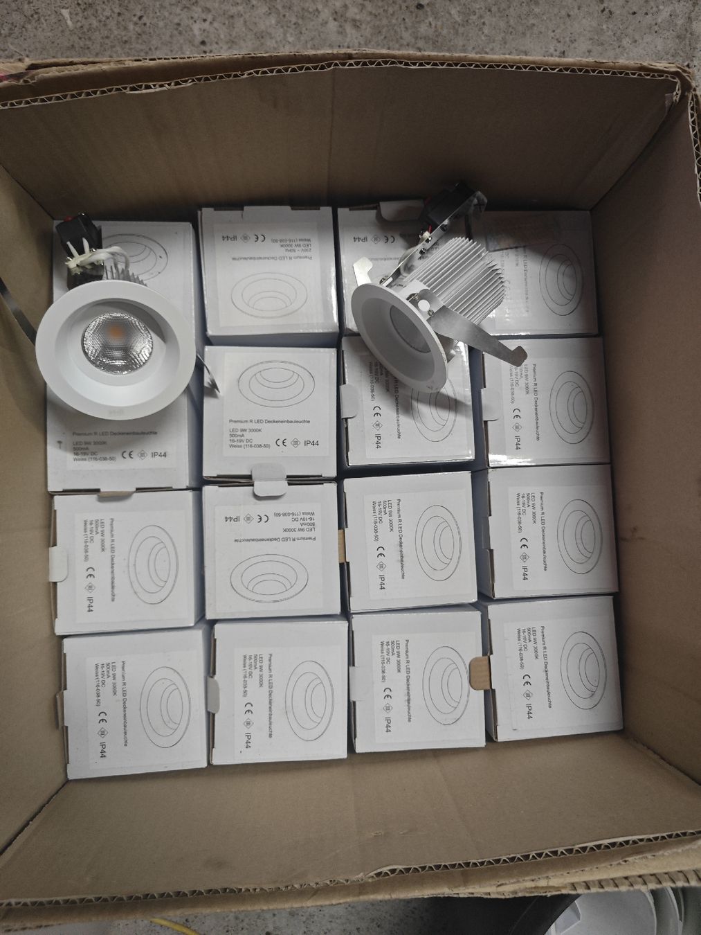 Lampen: 32x Einbau Spot  – Neu und originalverpackt aus Glattfelden von Uburkard