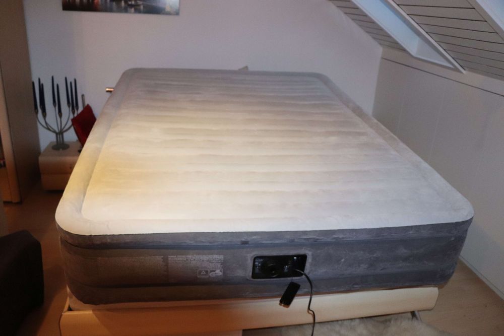 Luftbett Intex Doppel 150cm x 200cm (Gebraucht) in Volketswil für CHF ...