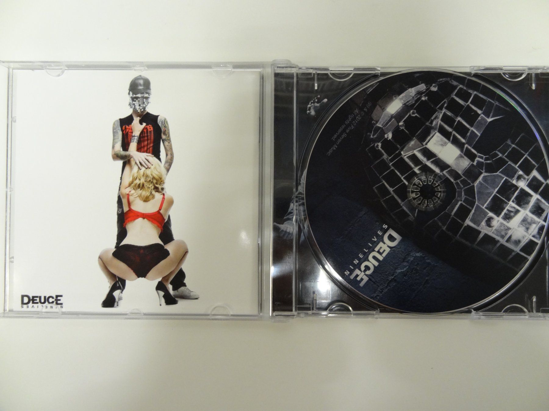 CD: CD: Deuce - Nine Lives – Usato da luzern venduto da musicandart 2