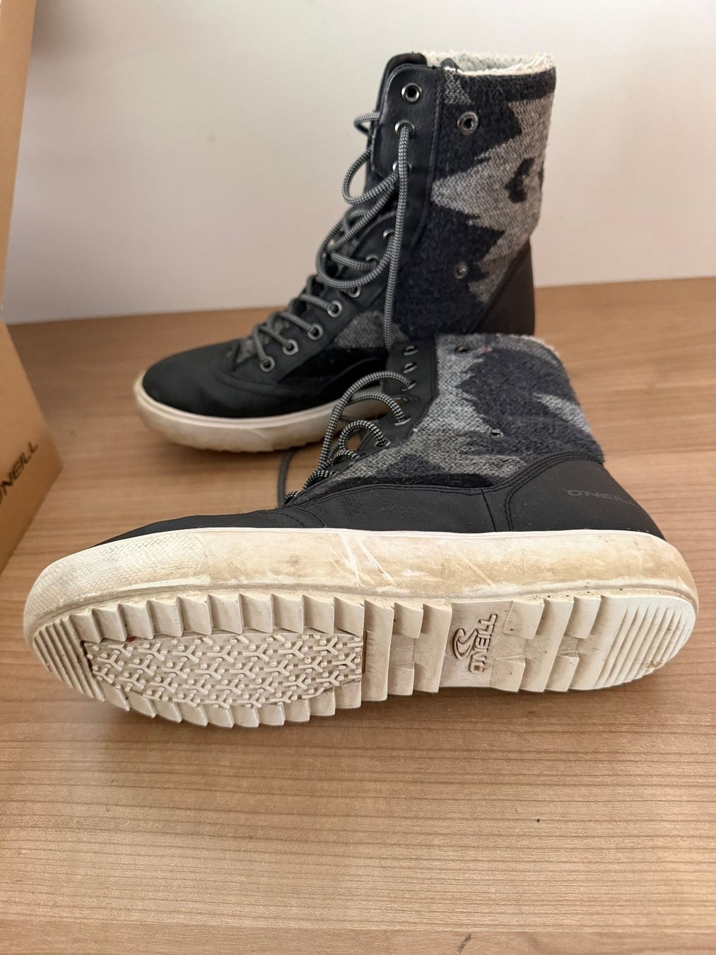 Chaussures femmes: Winterschuhe von O'Neill Gr 40 – D'occasion à Zollikofen par Maria_verena 2