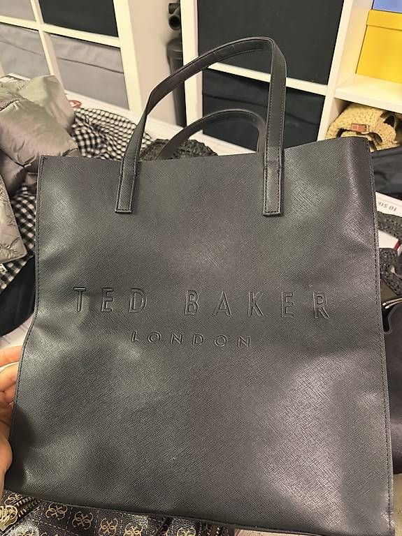 Borse da donna: TED BAKER TOTE BAG – Usato da Märstetten venduto da sha_9p7c 1