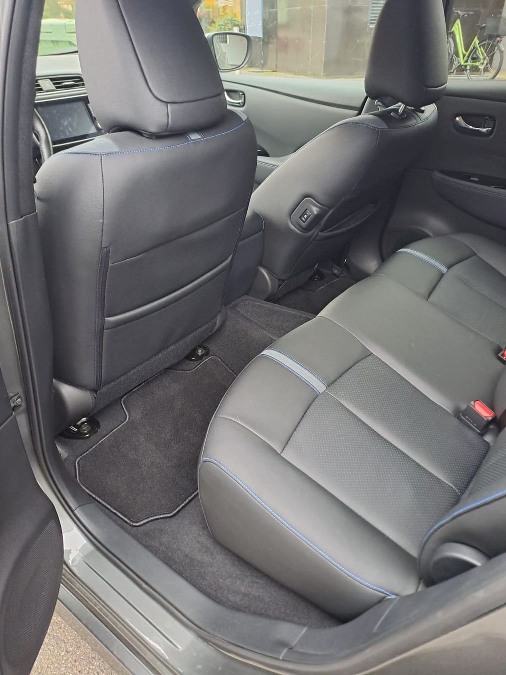 Nissan Autos: Nissan Leaf Tekna – Gebraucht aus Lausanne von LeConfiseur 8