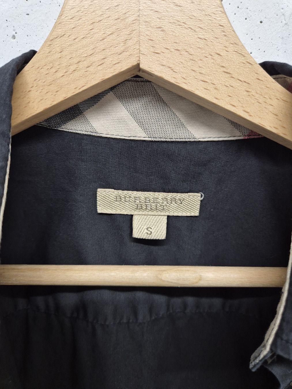 Burberry Blusen: Damen Burberry Hemd Grösse S – Gebraucht aus Wallisellen von Janpo 1