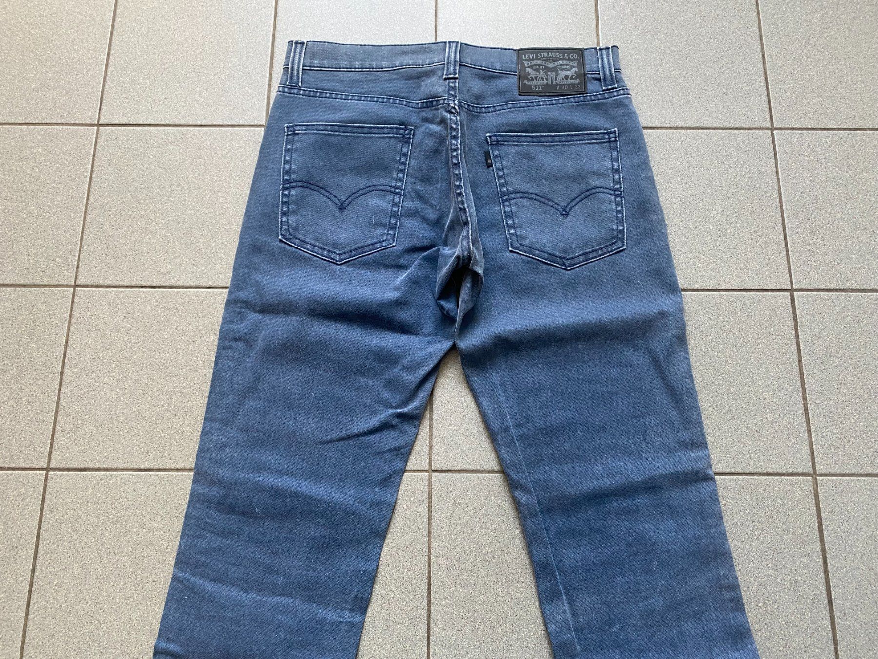 Levi's Jeans: Levis 511 Jeanshose / W30 x L32 / Grau / Gebraucht. – Gebraucht aus Basel von Rosoda 4