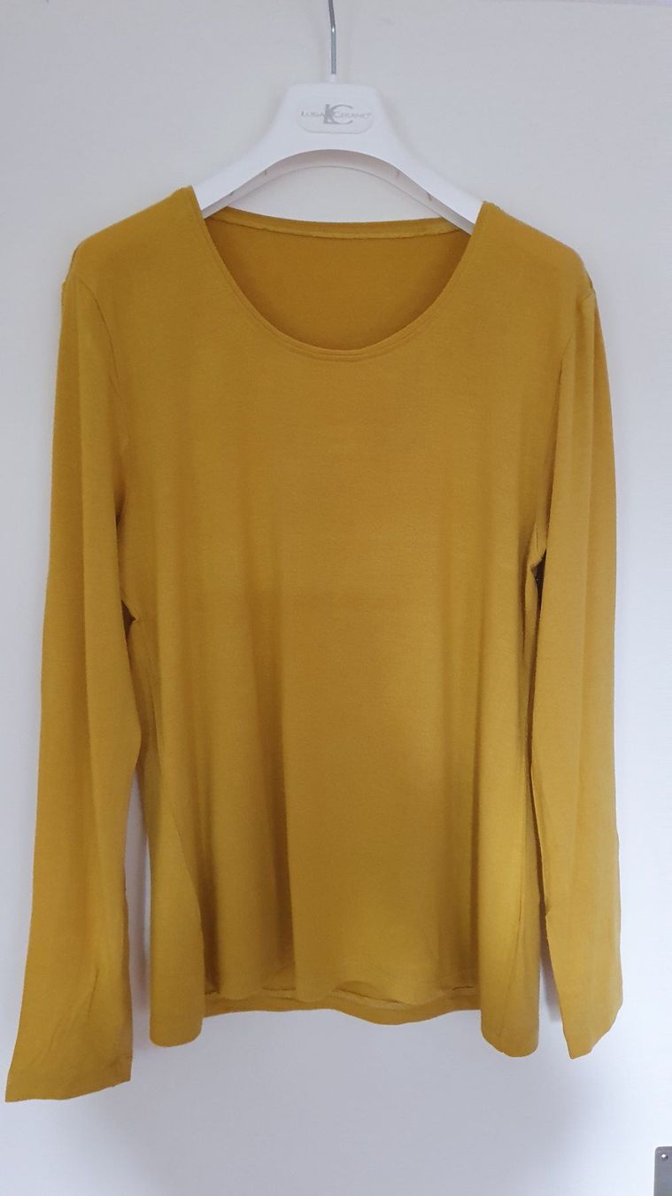 Lotti di vestiti: Leinenjacke mit passendem Shirt in Gelb – Usato da Brüttisellen venduto da Kluba 5