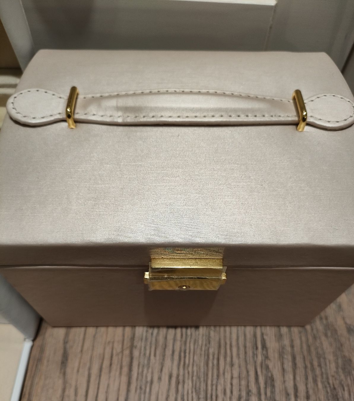 Reisekoffer: Schmuckkoffer neu, Preis pro Stück  – Neu und originalverpackt aus Bern von Lidia.5 3