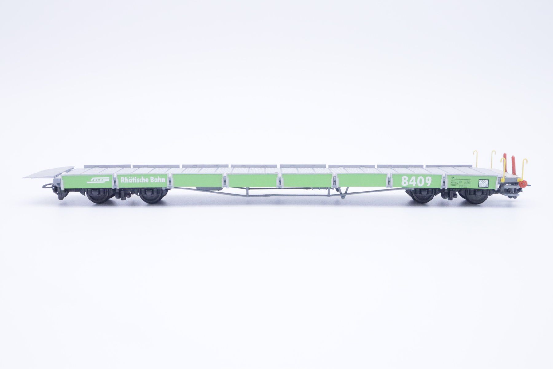 D+R Modellbahn 28409 RhB Autotransporter H0m (Usato) a Basel per