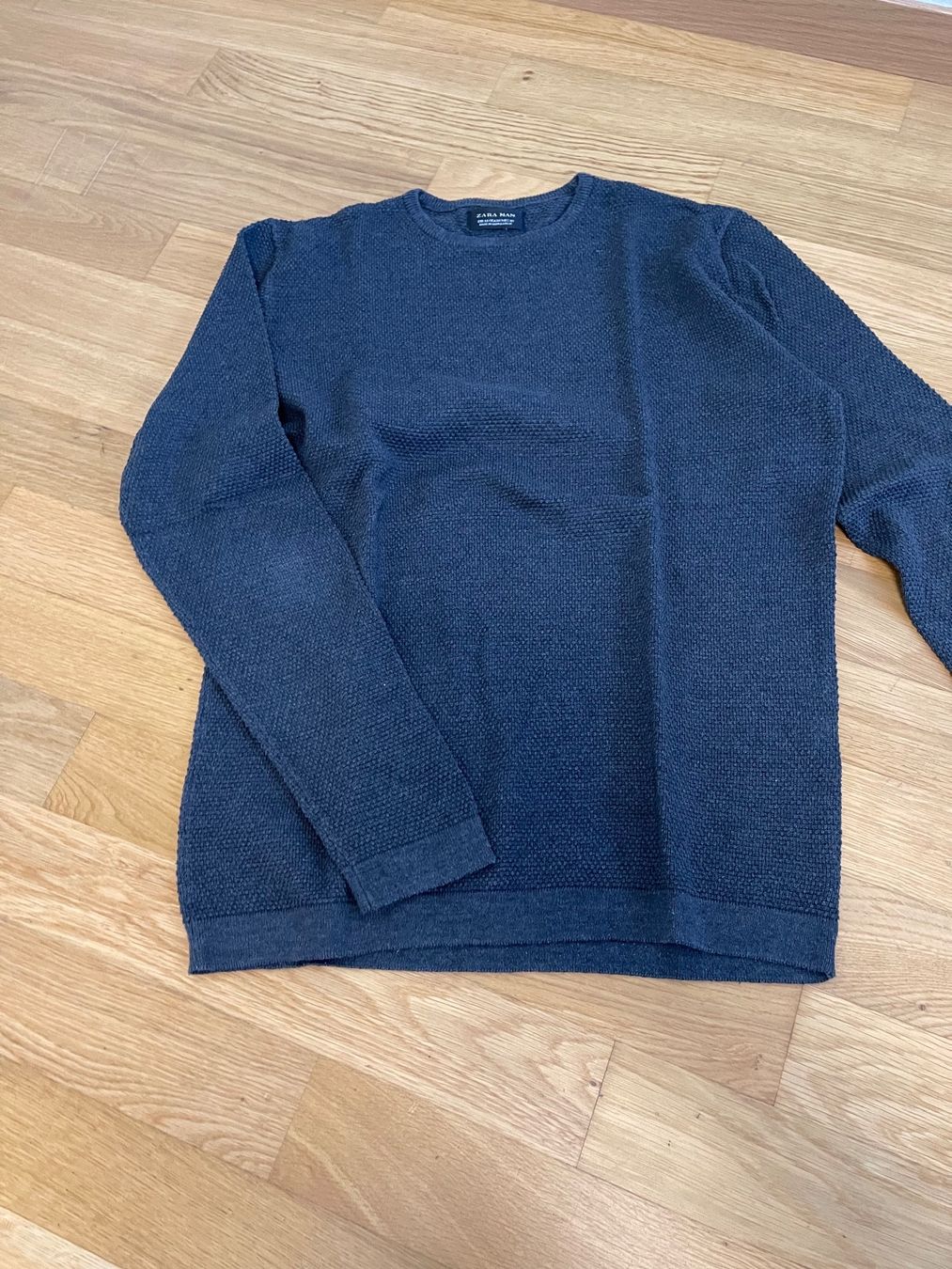 Zara Pullover & Sweatshirts: Set 4Pullover Blusen S/M Zara Rollkragen Elegant – Gebraucht aus Zug von MC2CC 2