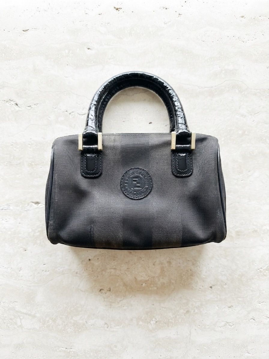 Fendi Sacs femmes: Fendi mini vintage bag – D'occasion à Forch par ays_5lbc