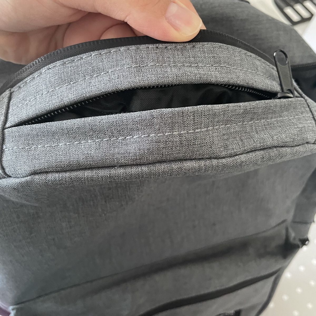 Zaini: Cockpit Rucksack, Backpack, Expert, 20 Liter, grau – Nuovo e nell'imballaggio originale da Bellach venduto da Lapislazuli_blues 6