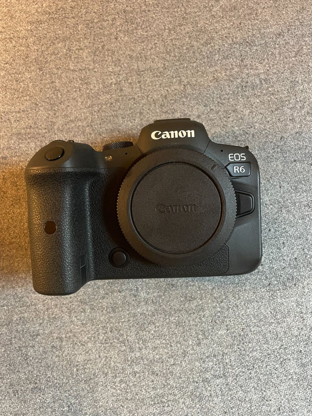 Canon Fotocamera: Canon R6 – Difettoso da Versoix venduto da griberg 1