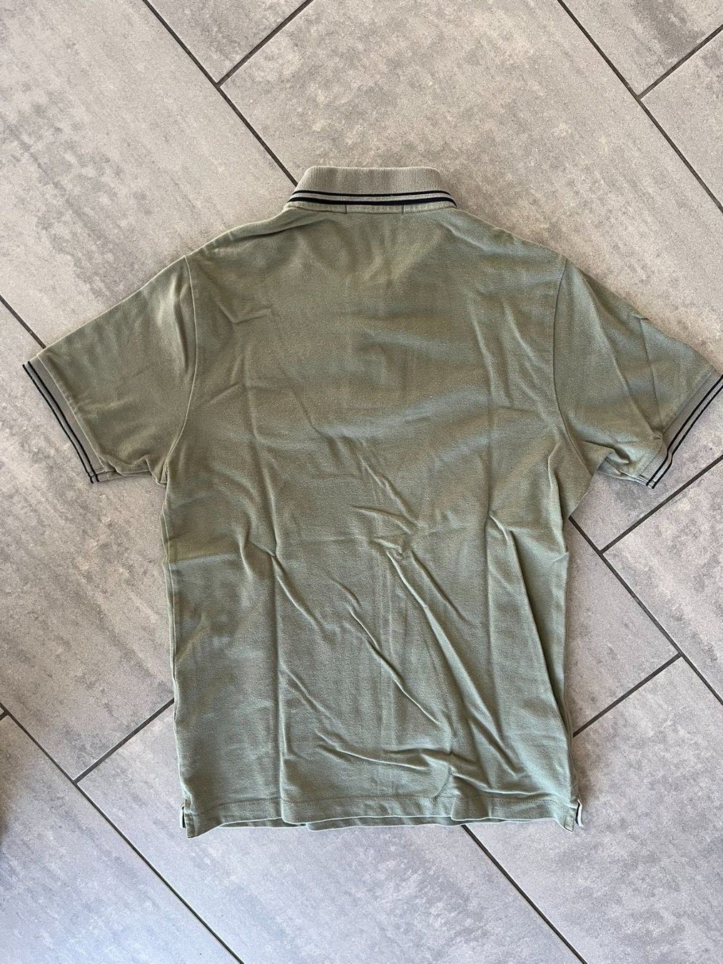 Stone Island Magliette Polo: STONE ISLAND Poloshirt Schlamm – Usato da Otelfingen venduto da Denis_ZH 3