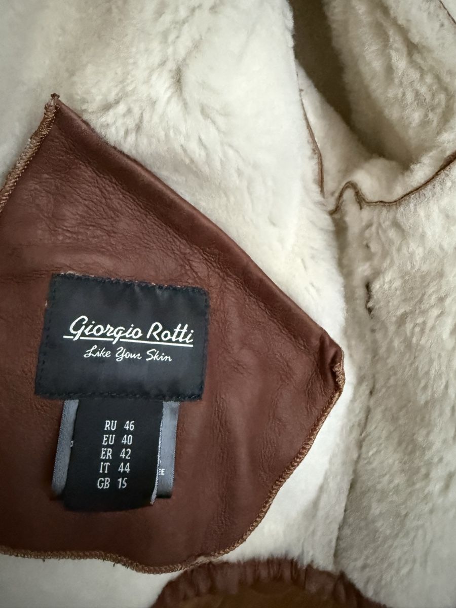 Jacken: Neuwertige Lammfelljacke von Giorgio Rotti – Neu (gemäss Beschreibung) aus Perlen von b.b10 6