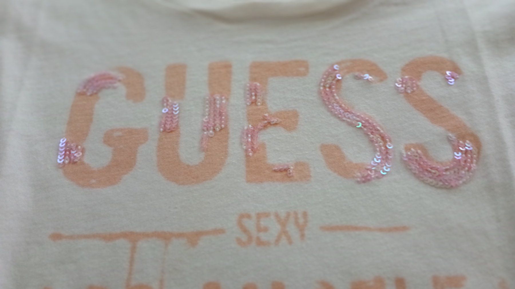 Guess T-shirt: GUESS DAMEN SHIRT GRÖSSE M – Usato da Villa Luganese venduto da luxlady 3